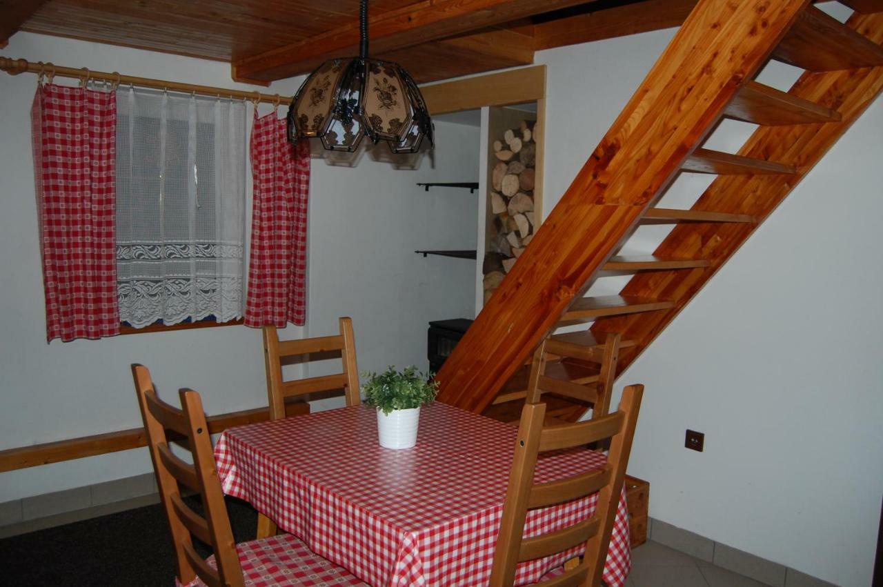 Chata Eliska Příkrý Buitenkant foto